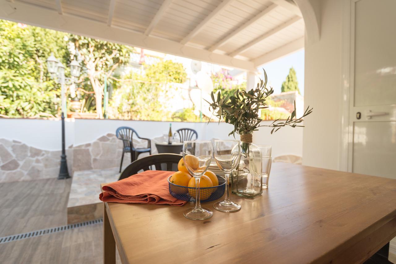 Malagasuite Bungalow Pool Benalmádena Kültér fotó